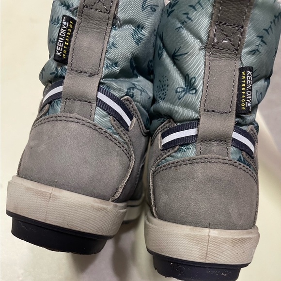 Keen Kelsa Little Kids Waterproof Boots size 9 GUC Magnet/Chinois Green - Picture 7 of 8